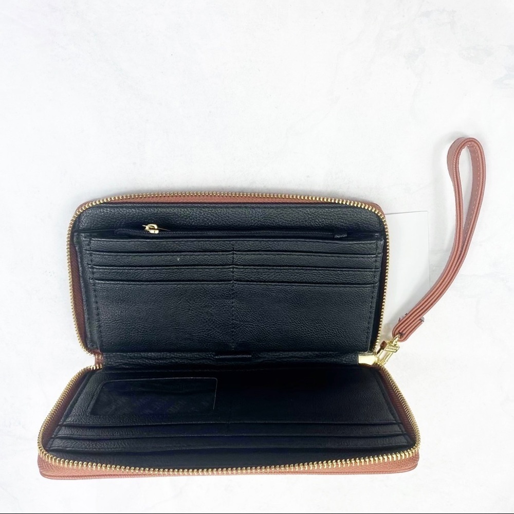 [Steve Madden] - Picture 3 of 3